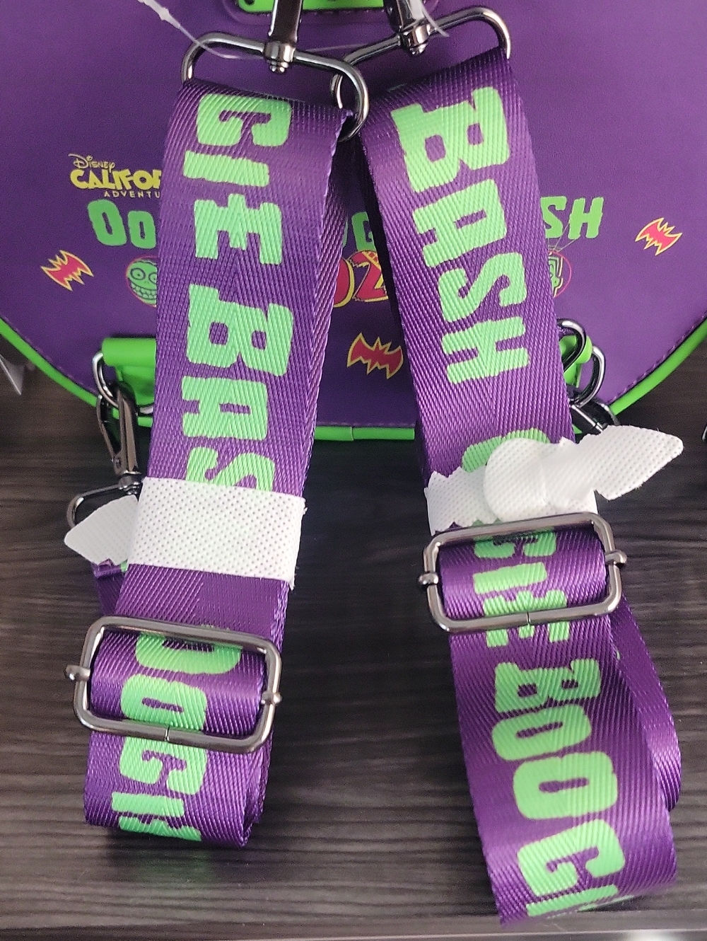 Loungefly - Disney Oogie Boogie Bash 2025 Round Crossbody Bag - Picture 6 of 12